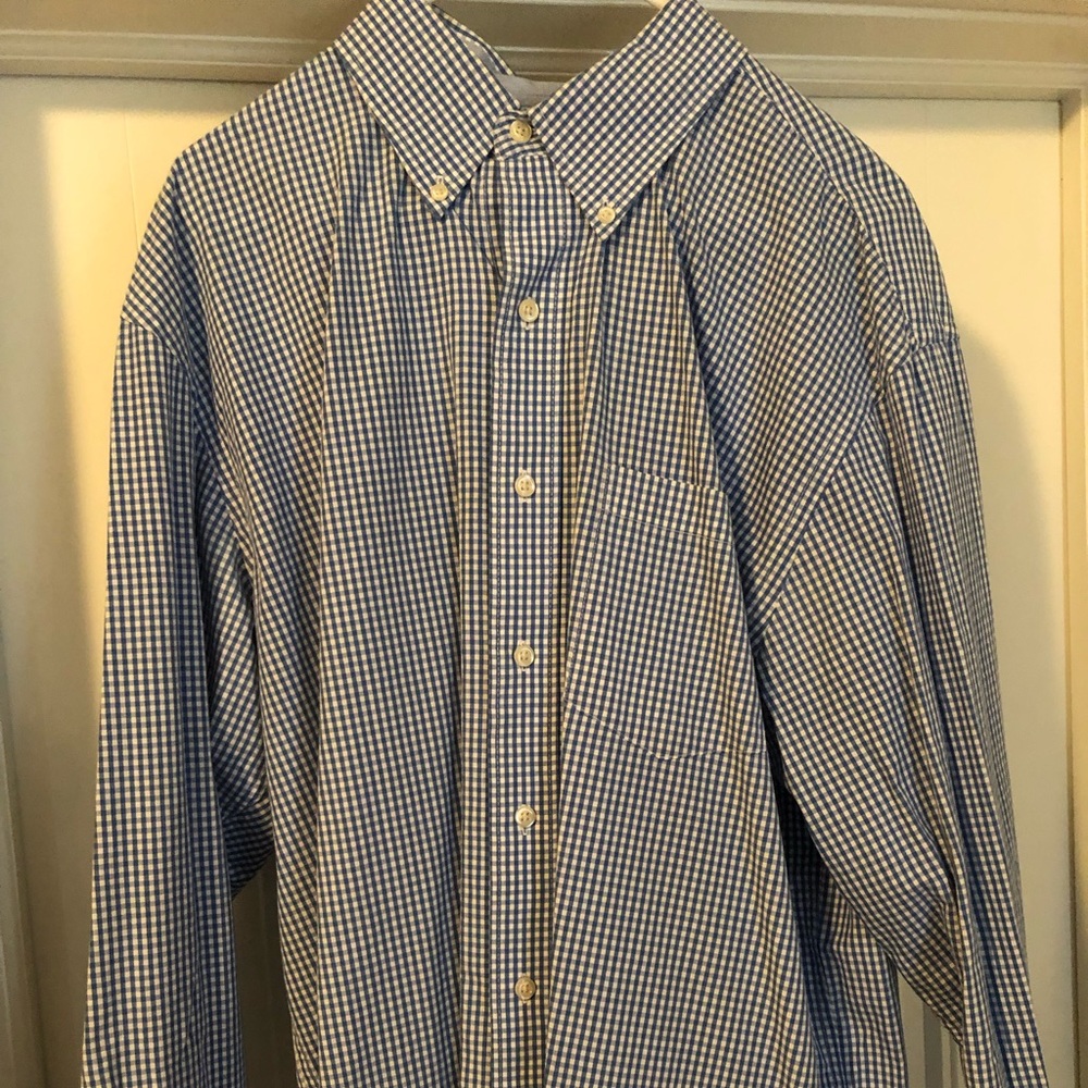 2 Izod button downs